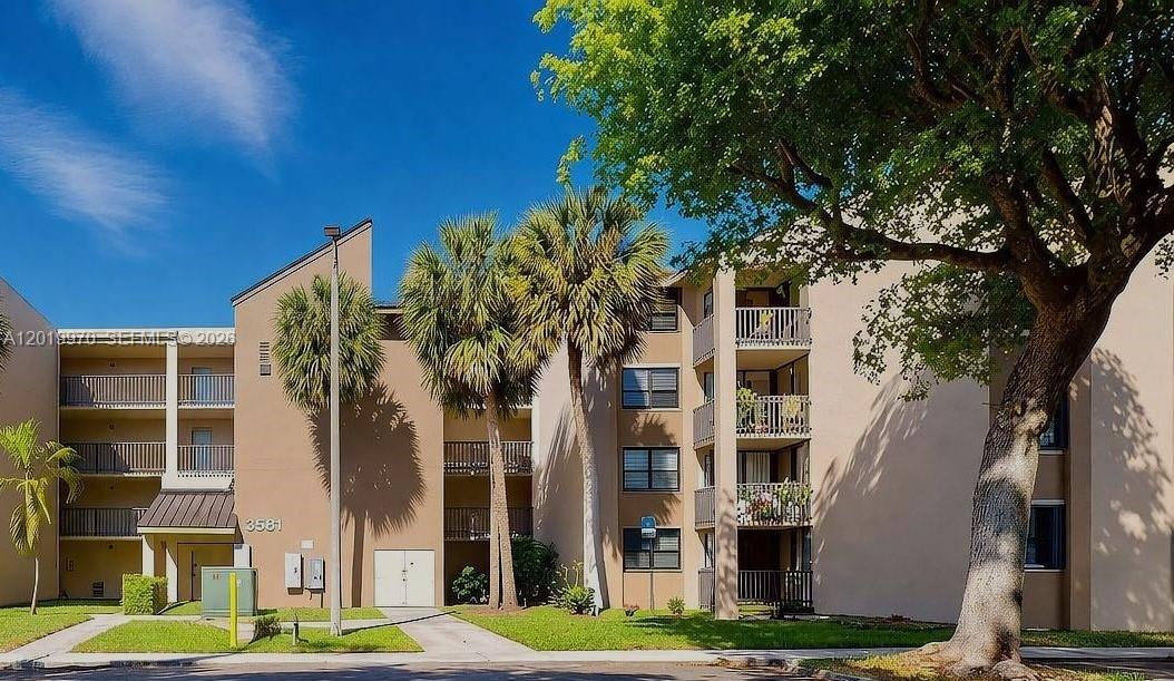 3581 SW 117th Ave #5-206 - 3581 SW 117th Ave #5-206, Miami, FL 33175 Luxury Property | Jose Angel Pina