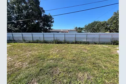2860 NW 207th St, Miami Gardens, FL 33056 - Photo 21