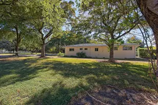 5400 Orduna Dr, Coral Gables, FL 33146 - Photo 11