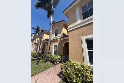 3023 SW 129th Ter #155, Miramar, FL 33027 - Photo 3