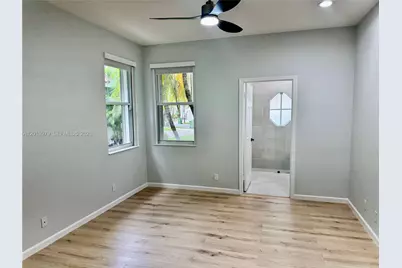 2525 Bay Pointe Ct, Weston, FL 33327 - Photo 19