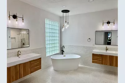 2525 Bay Pointe Ct, Weston, FL 33327 - Photo 17
