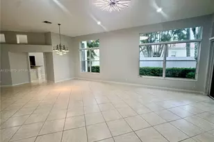 2525 Bay Pointe Ct, Weston, FL 33327 - Photo 13