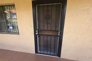 5500 W 21st Ct, Hialeah, FL 33016 - Photo 25
