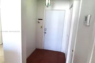 1770 NE 191st St, Miami, FL 33179 - Photo 13