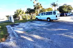 1770 NE 191st St, Miami, FL 33179 - Photo 33