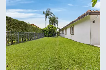 16641 Royal Poinciana Dr, Weston, FL 33326 - Photo 45