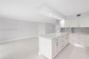 1201 S Ocean Dr, Hollywood, FL 33019 - Photo 13