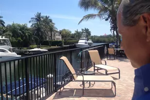 6855 Edgewater Dr, Coral Gables, FL 33133 - Photo 13