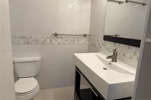 6855 Edgewater Dr, Coral Gables, FL 33133 - Photo 15
