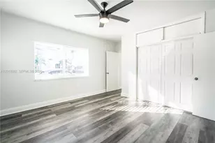 7911 Abbott Ave, Miami Beach, FL 33141 - Photo 11