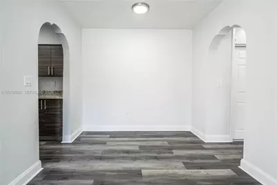 7911 Abbott Ave #9, Miami Beach, FL 33141 - Photo 5