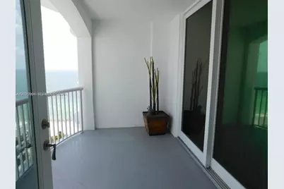 5401 Collins Ave #1213, Miami Beach, FL 33140 - Photo 31