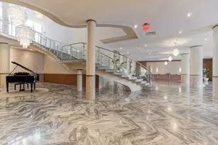 5401 Collins Ave, Miami Beach, FL 33140 - Photo 11