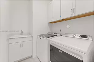 4492 Tacoma Pk Dr, Oakland Park, FL 33309 - Photo 21