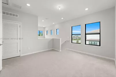4492 Tacoma Park Dr, Oakland Park, FL 33309 - Photo 11