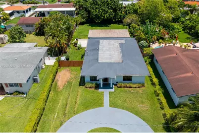 465 NE 112th St, Miami, FL 33161 - Photo 43