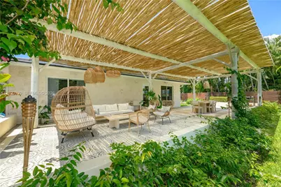 465 NE 112th St, Miami, FL 33161 - Photo 25