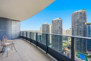 1000 Brickell Plaza, Miami, FL 33131 - Photo 23