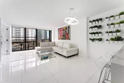600 NE 36th St #1111, Miami, FL 33137 - Photo 5