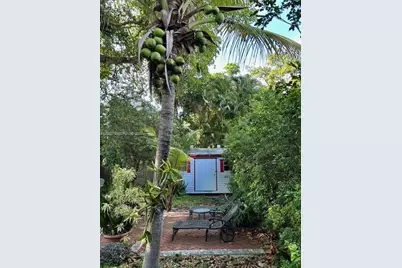 535 NE 129th St, North Miami, FL 33161 - Photo 29