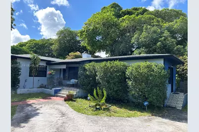 535 NE 129th St, North Miami, FL 33161 - Photo 1