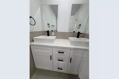 1405 SW 122nd Ave #10-13, Miami, FL 33184 - Photo 9