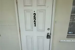 221 Kent M, West Palm Beach, FL 33417 - Photo 23