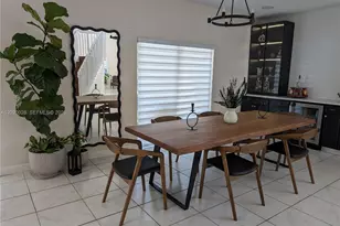 2882 NE 4th St, Homestead, FL 33033 - Photo 9