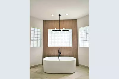 18951 SW 30th St, Miramar, FL 33029 - Photo 9
