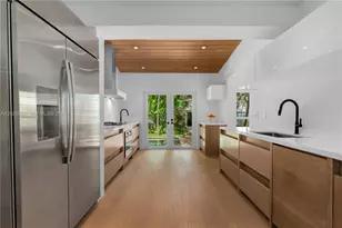 5812 Alton Rd, Miami Beach, FL 33140 - Photo 7
