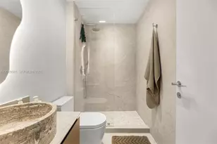 800 West Ave, Miami Beach, FL 33139 - Photo 17