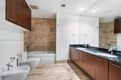16001 Collins Ave #1505, Sunny Isles Beach, FL 33160 - Photo 15
