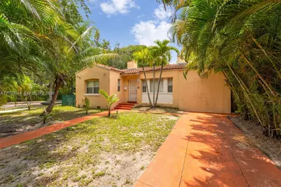 28 NE 48th St, Miami, FL 33137 - Photo 3
