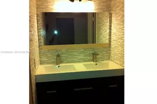 9480 Tangerine Pl, Davie, FL 33324 - Photo 9