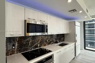 55 SW 9th St, Miami, FL 33130 - Photo 3