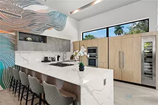1941 NE 196th Terrace, Miami, FL 33179 - Photo 23