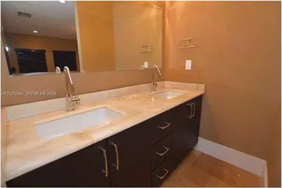 14001 Cypress Ct, Miami Lakes, FL 33014 - Photo 23