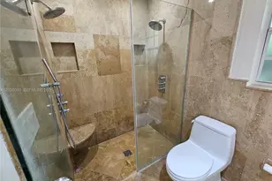 14001 Cypress Ct, Miami Lakes, FL 33014 - Photo 9