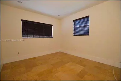 14001 Cypress Ct, Miami Lakes, FL 33014 - Photo 27