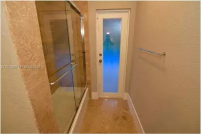 14001 Cypress Ct, Miami Lakes, FL 33014 - Photo 31