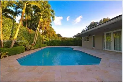 14001 Cypress Ct, Miami Lakes, FL 33014 - Photo 35