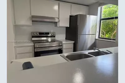 8180 Geneva Ct #431, Doral, FL 33166 - Photo 1