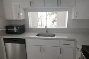 496 NW 165th St Rd, Miami, FL 33169 - Photo 13