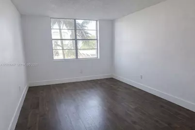 496 NW 165th St Rd #D-412, Miami, FL 33169 - Photo 3