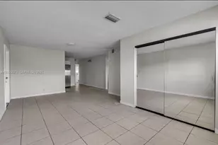 7481 SW 10th Ct, North Lauderdale, FL 33068 - Photo 5