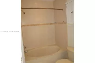 21000 SW 87th Ave, Cutler Bay, FL 33189 - Photo 17