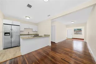 3271 NW 18th Terrace, Miami, FL 33125 - Photo 23