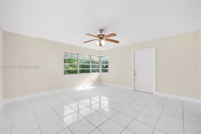 3271 NW 18th Ter, Miami, FL 33125 - Photo 19