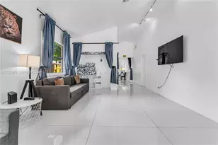 1738 N 16th Ct, Hollywood, FL 33020 - Photo 21